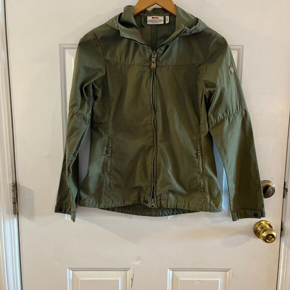 FjallRaven Woman's Green Stina G-1000 Outdoor Fall Jacket Sz XS - Picture 3 of 13